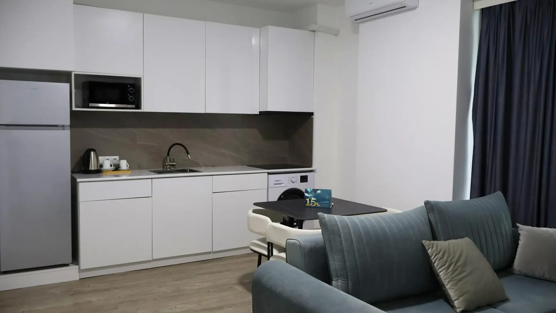 Solo Seaside Apartments Batumi Georgien